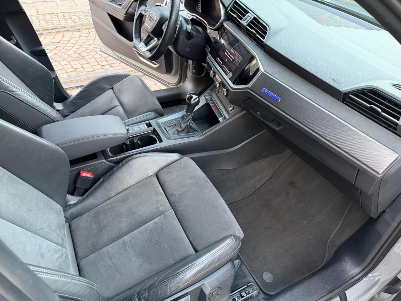 AUDI RS Q3 SPB quattro S tronic - 9