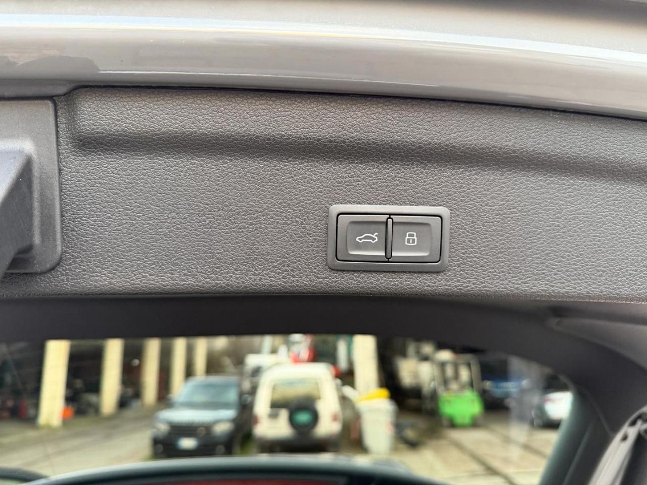 AUDI RS Q3 SPB quattro S tronic - 14