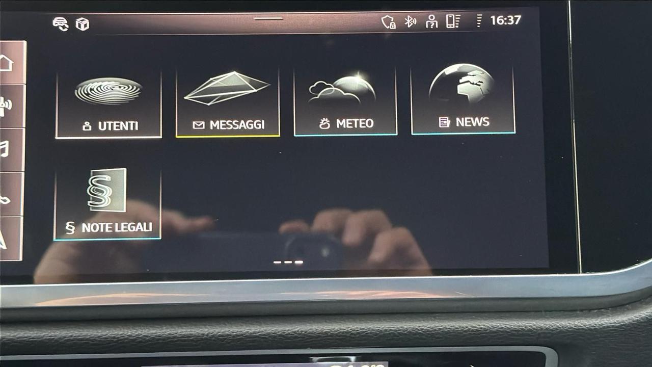 AUDI RS Q3 SPB quattro S tronic - 25