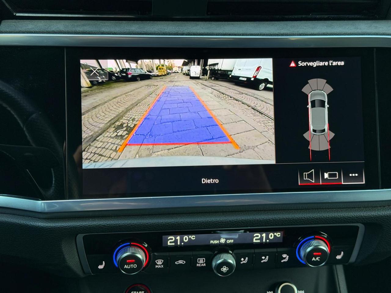 AUDI RS Q3 SPB quattro S tronic - 13