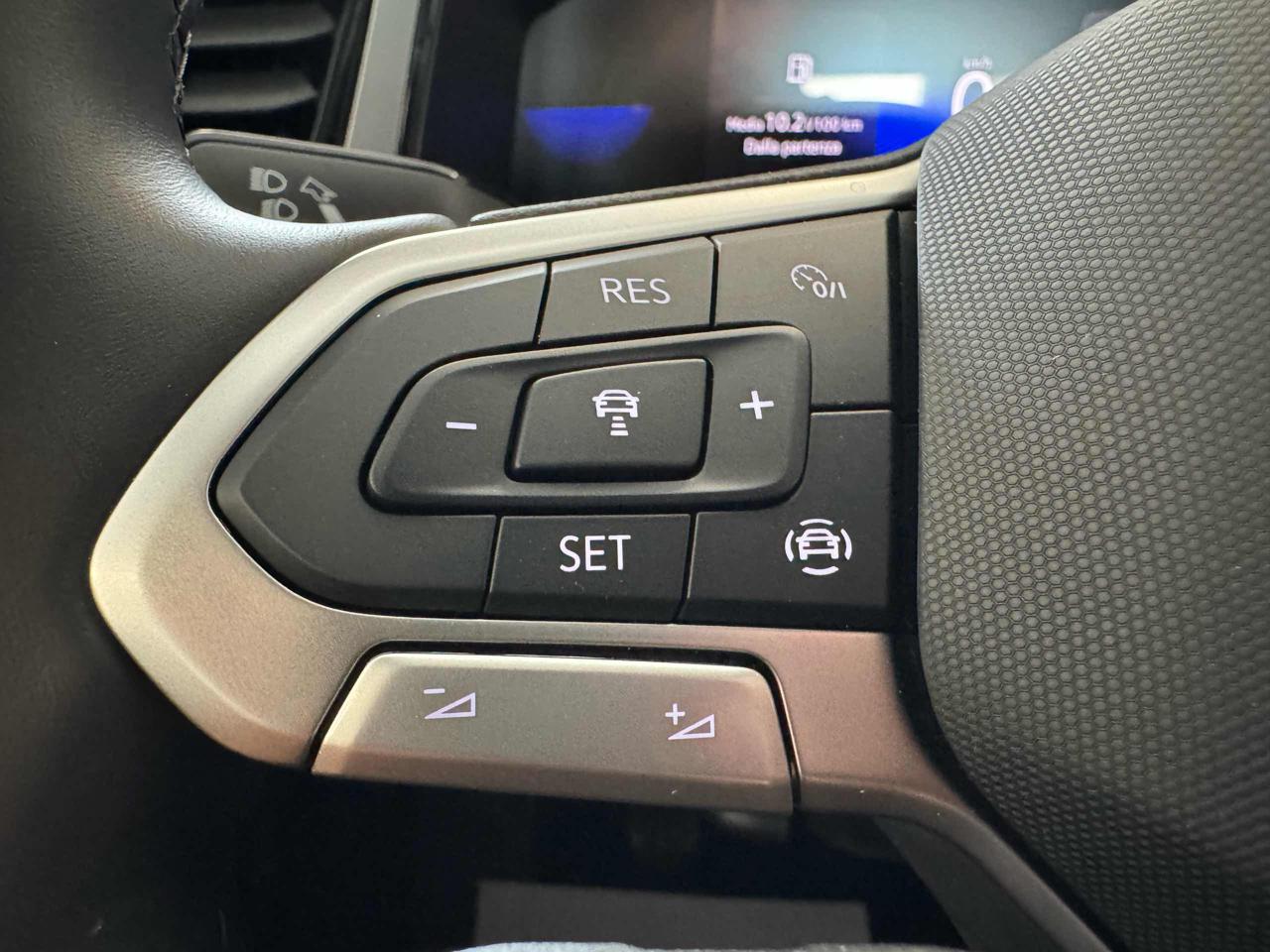 VOLKSWAGEN T-Roc 1.0 TSI Life - 20