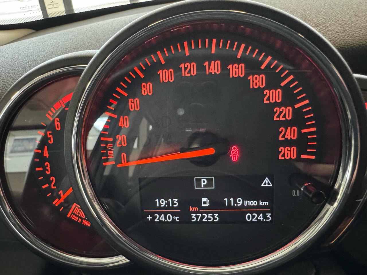 MINI Cooper 1.5 Cooper Camden 5 porte Cambio Automatico - 8