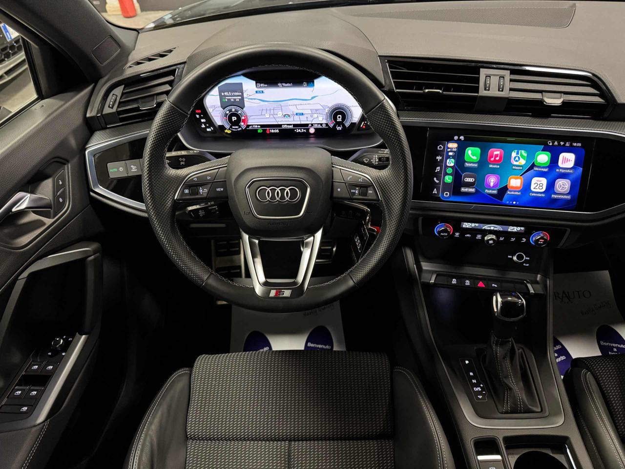 AUDI Q3 35 TDI S tronic S line Interiors - 22