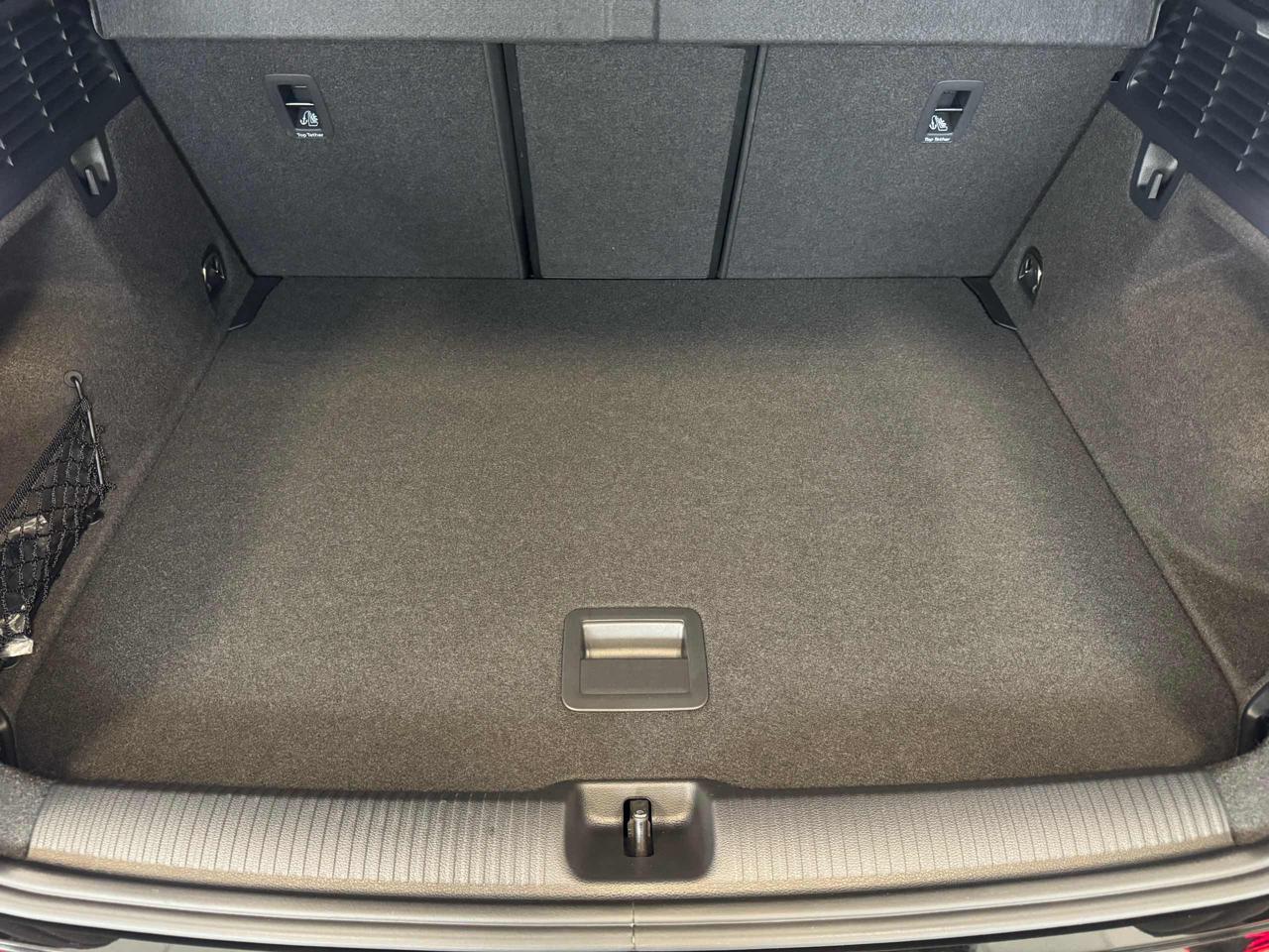 AUDI Q2 30 TFSI S line Interiors Cerchi 19 - 14