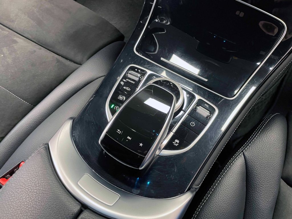 MERCEDES-BENZ GLC 250 D PREMIUM 4MATIC AUTO - 53