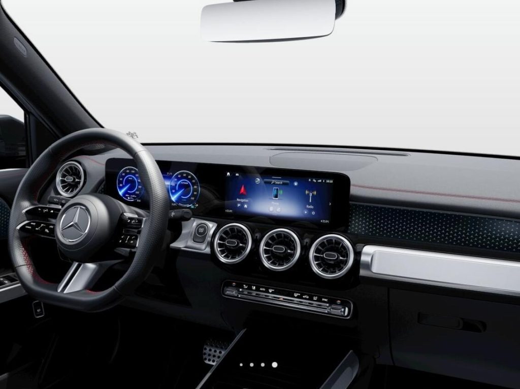 MERCEDES-BENZ EQB 250+ AMG Line Advanced - 8