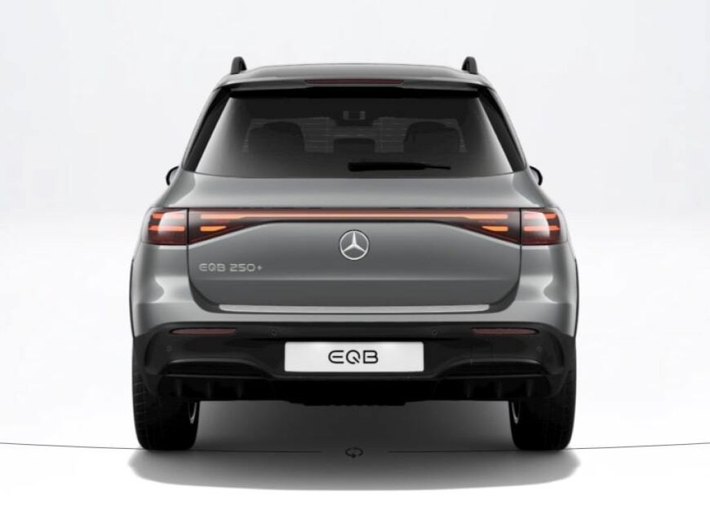 MERCEDES-BENZ EQB 250+ AMG Line Advanced - 4