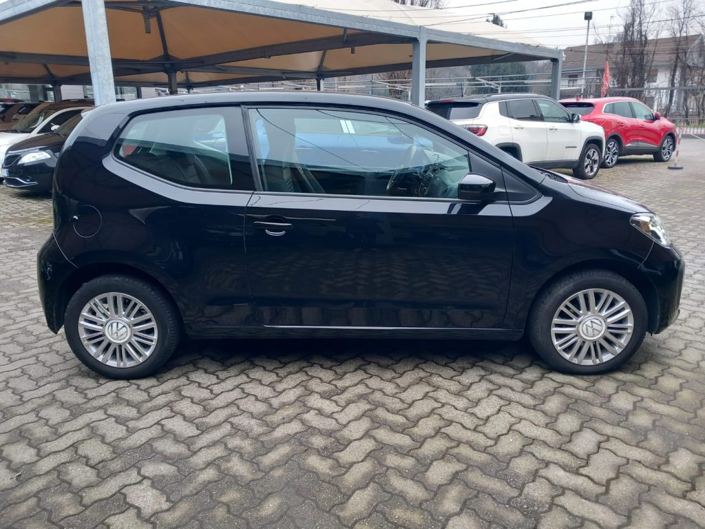 VOLKSWAGEN up! 1.0 3p. EVO beats up! BlueMotion Technology - 6