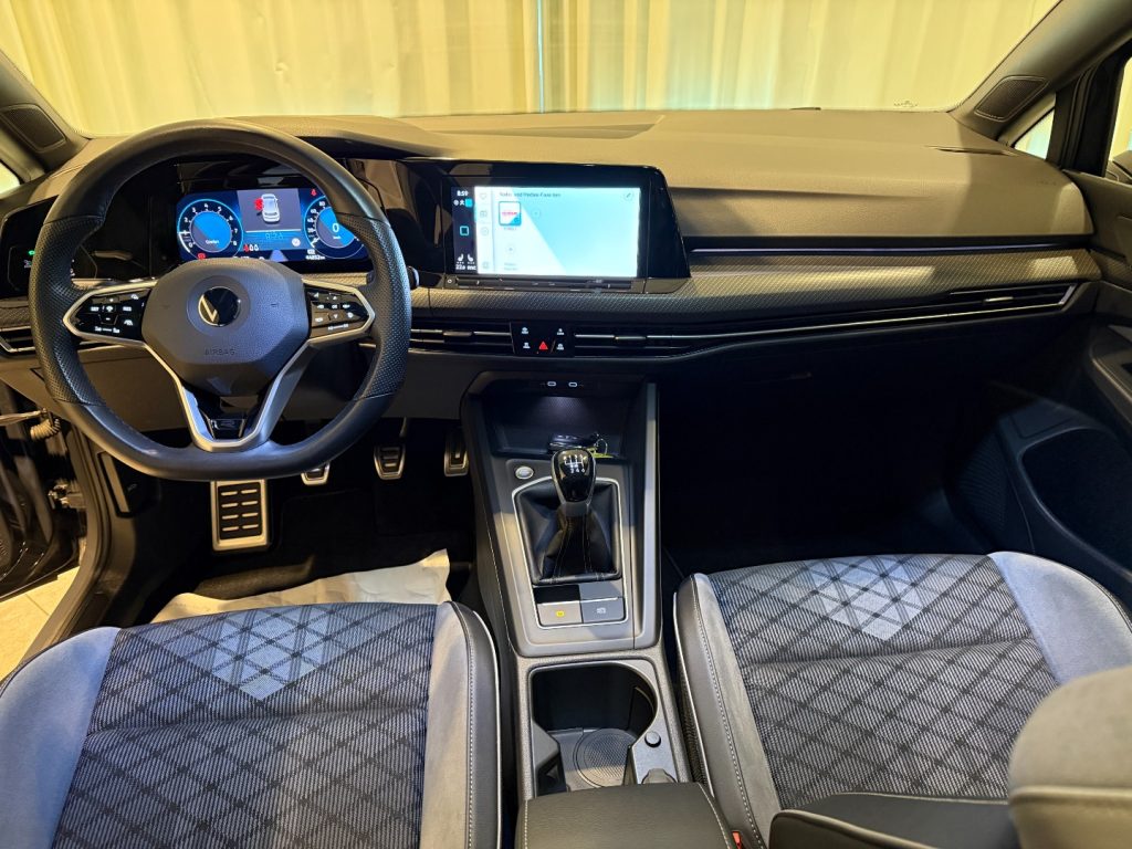 VOLKSWAGEN Golf 1.5 TSI R-Line Matrix Navi ACC Pano DAB+ - 7