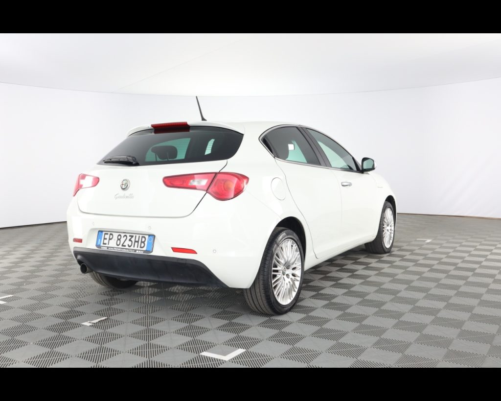 ALFA ROMEO Giulietta 1.4 t. Distinctive Gpl 120cv - 8