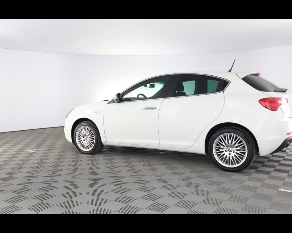ALFA ROMEO Giulietta 1.4 t. Distinctive Gpl 120cv - 11