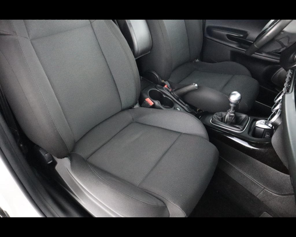 ALFA ROMEO Giulietta 1.4 t. Distinctive Gpl 120cv - 17