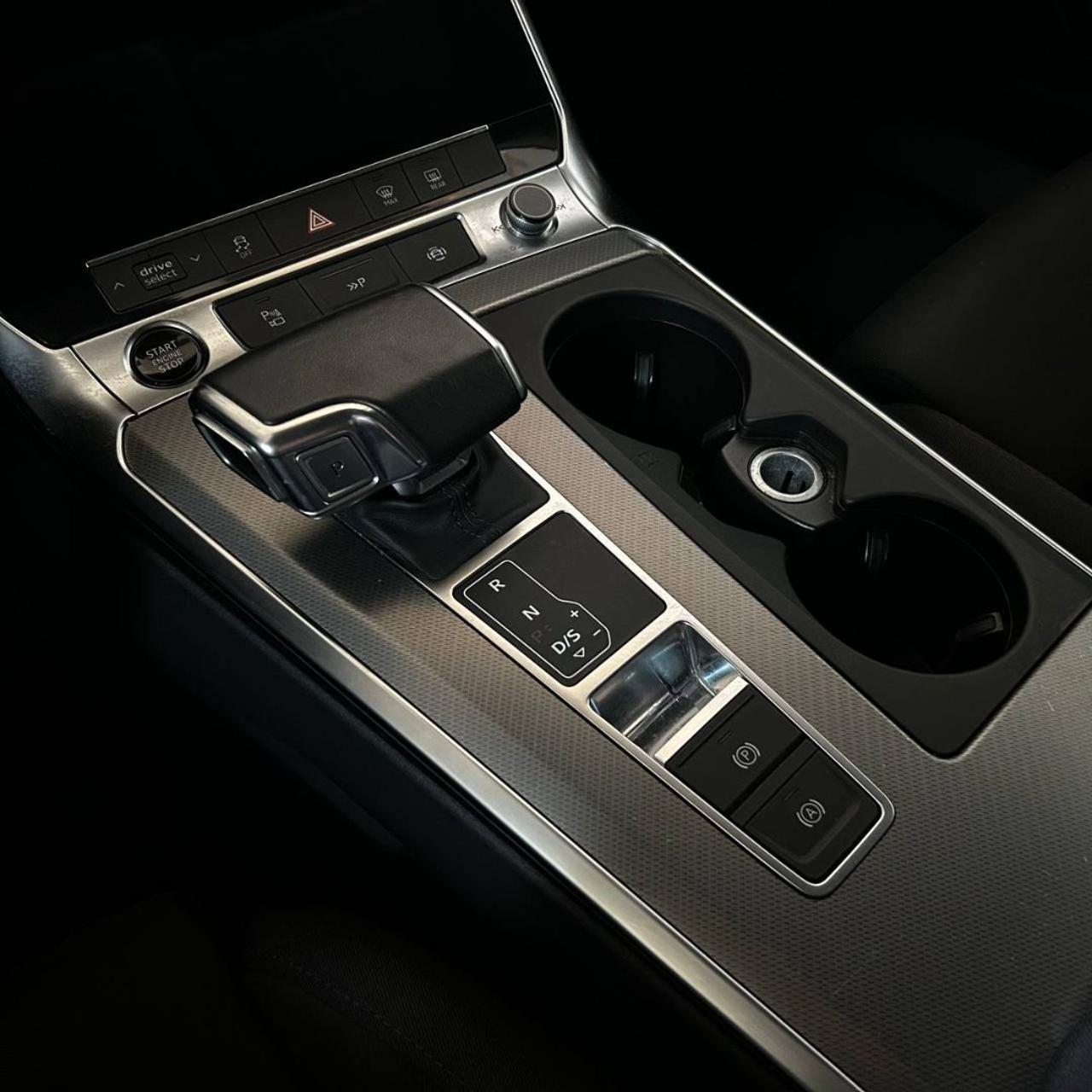 AUDI A6 Avant 40 2.0 TDI S tronic Business Sport TETTO - 27