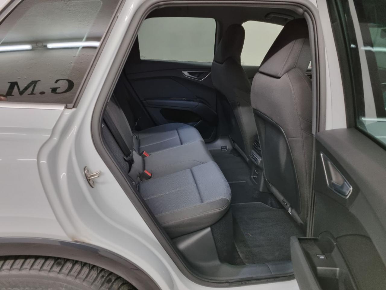 AUDI Q4 e-tron Q4 SPB 50 e-tron quattro S line edition 300 CV - 15