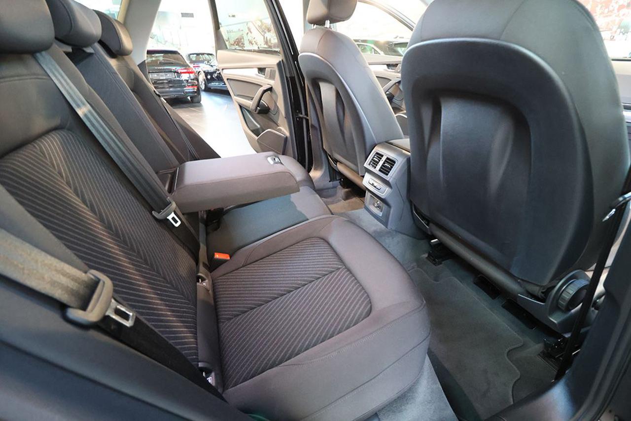 AUDI Q5 40 TDI Quattro S-Tronic Business - 19