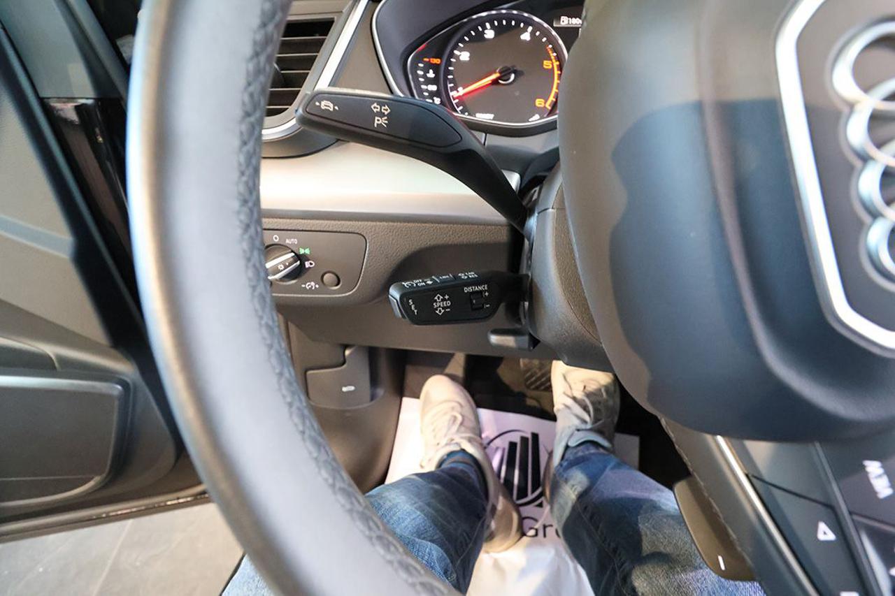 AUDI Q5 40 TDI Quattro S-Tronic Business - 23