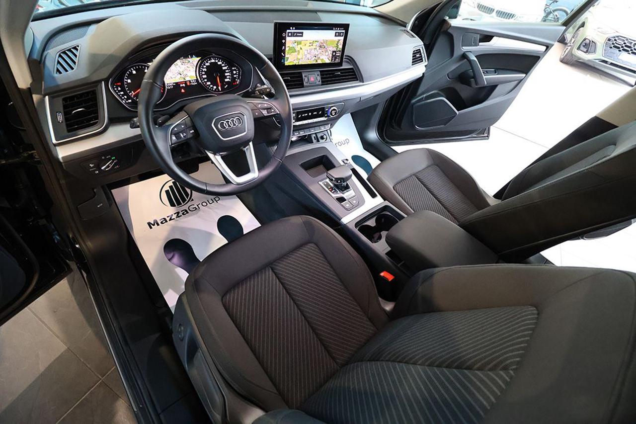 AUDI Q5 40 TDI Quattro S-Tronic Business - 14