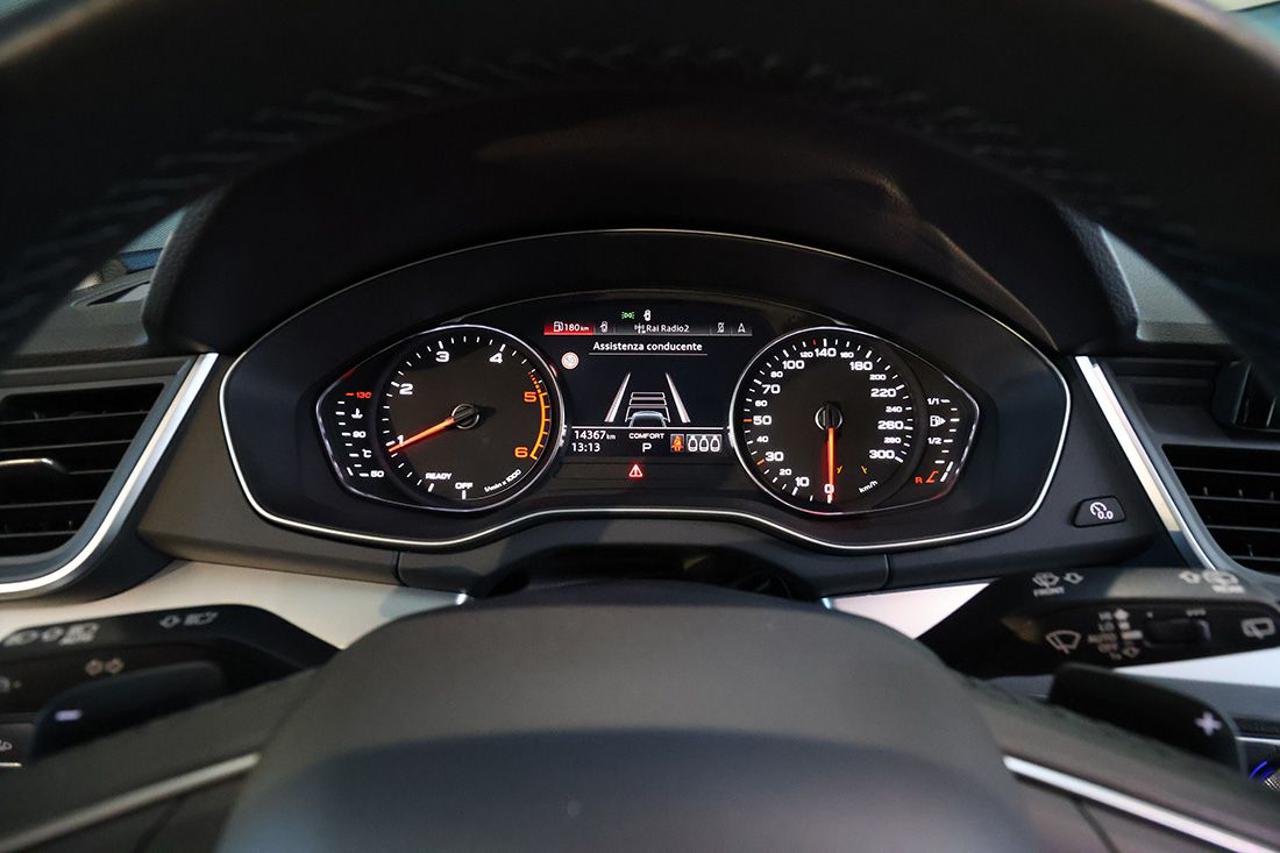 AUDI Q5 40 TDI Quattro S-Tronic Business - 32