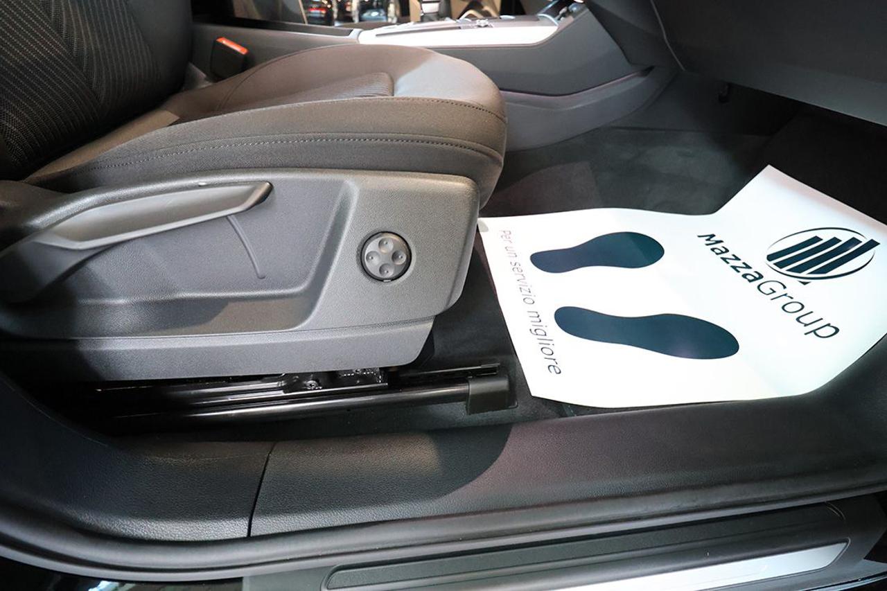 AUDI Q5 40 TDI Quattro S-Tronic Business - 38