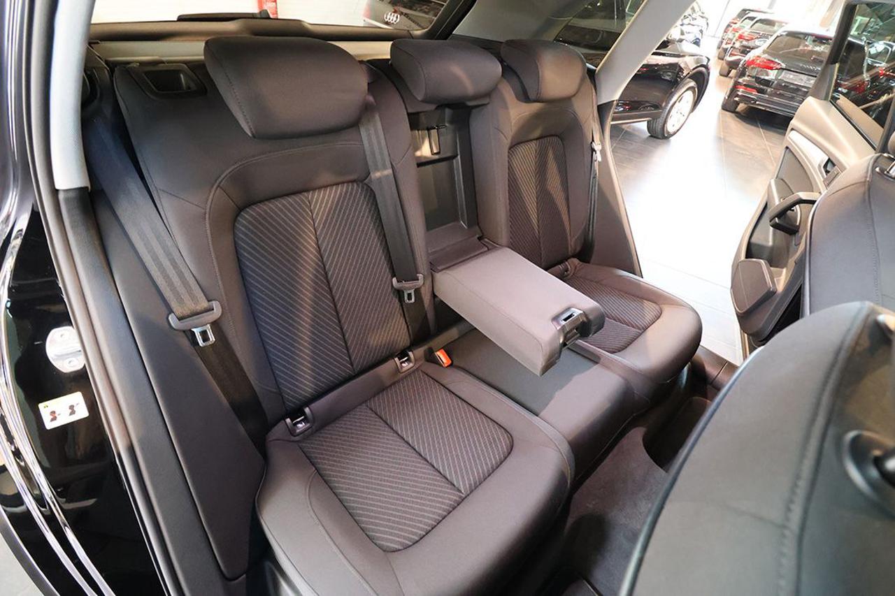 AUDI Q5 40 TDI Quattro S-Tronic Business - 20