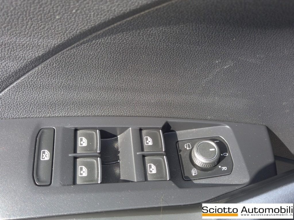 VOLKSWAGEN T-Cross 1.0 TSI 110 CV Advanced - 12