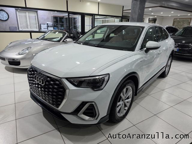 AUDI Q3 Bianco metallizzato
