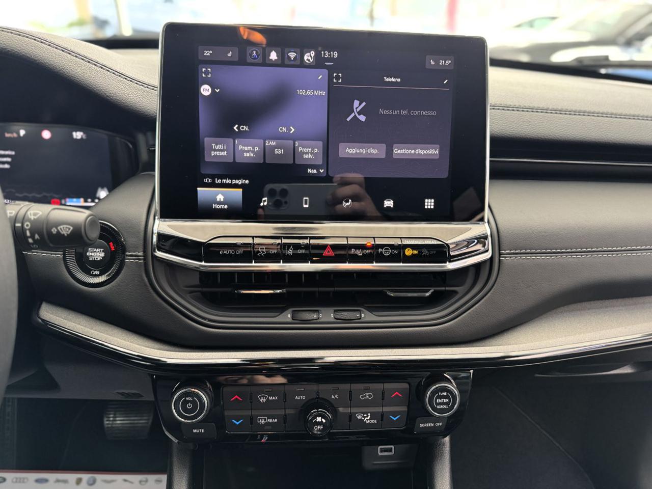 JEEP Compass 1.5 Turbo T4 130cv MHEV 2WD S - Autocarro N1 - 29