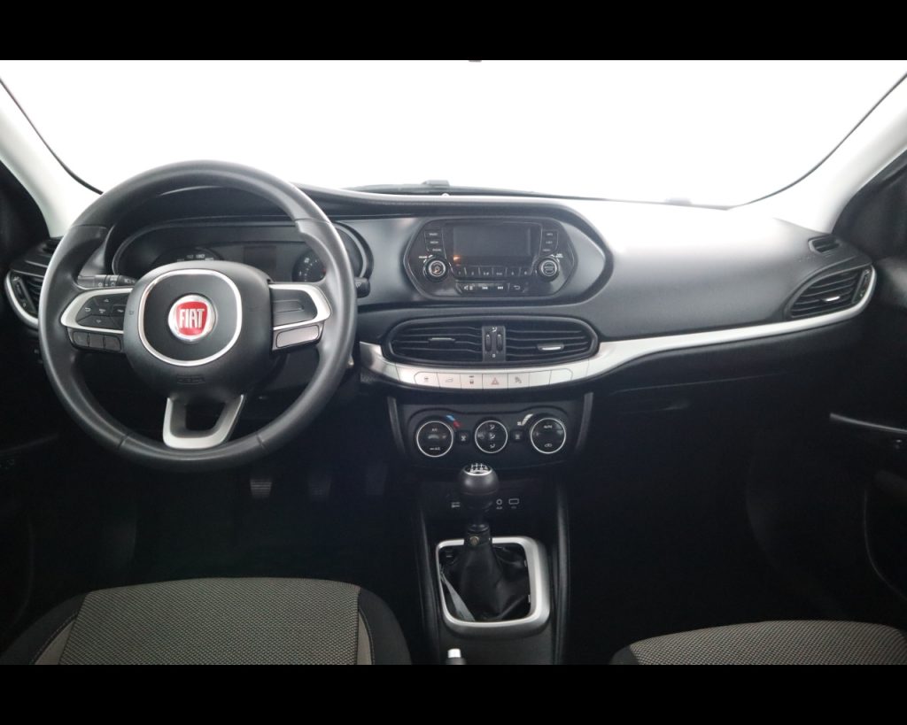 FIAT Tipo 4p 1.4 Easy 95cv - 9
