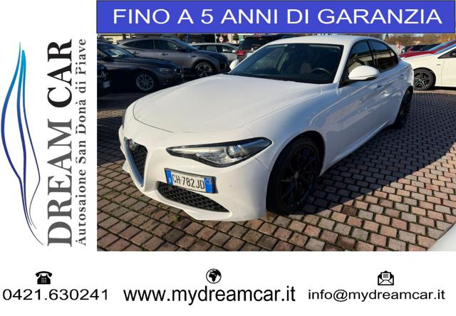 ALFA ROMEO Giulia Bianco metallizzato