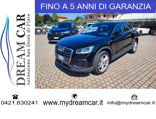 AUDI Q2 Nero pastello