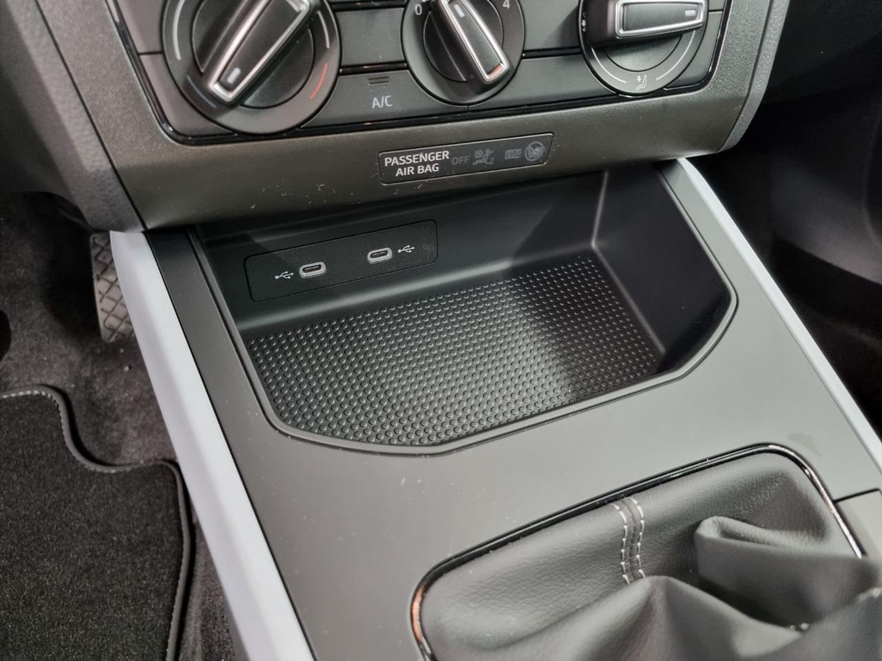 SEAT Ibiza 1.0 EcoTSI 95 CV 5 porte Black Edition Limited - 34