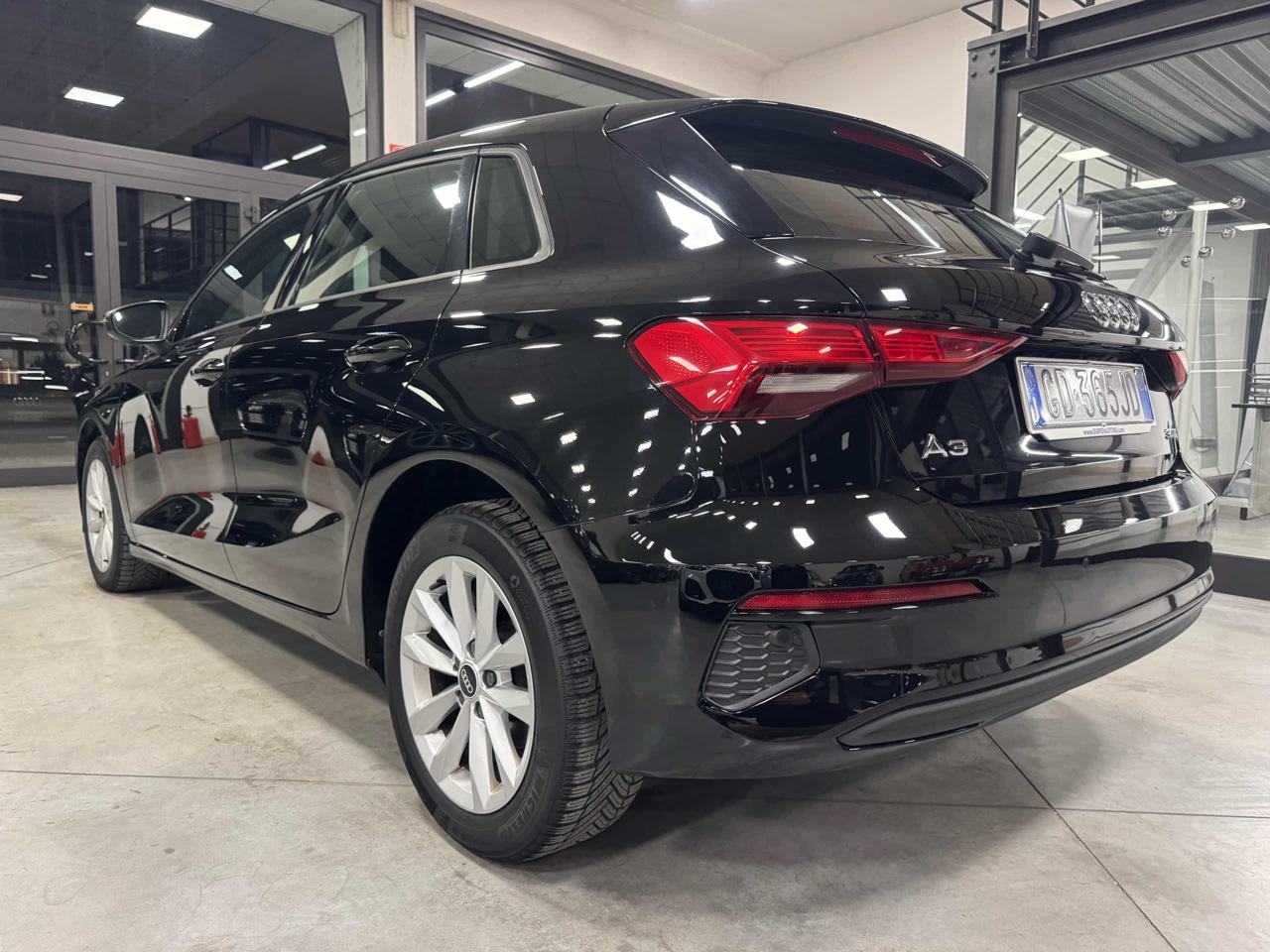 AUDI A3 SPB 30 TDI Business - 4