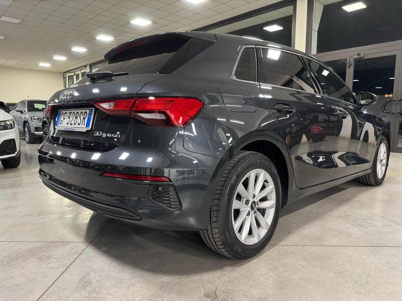 AUDI A3 SPB 30 g-tron S tronic Business - 4