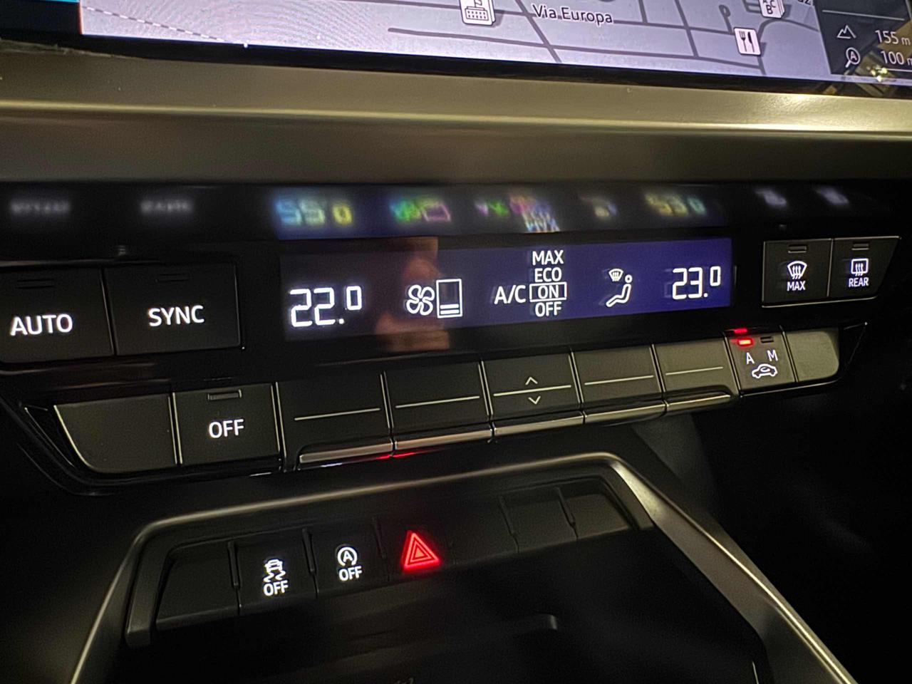 AUDI A3 SPB 30 g-tron S tronic Business - 17