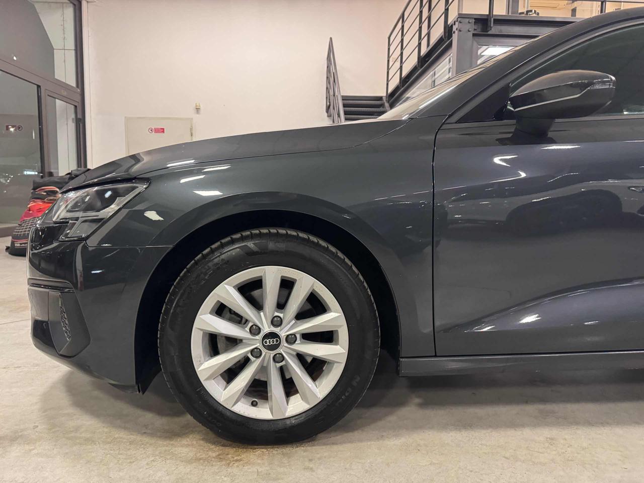 AUDI A3 SPB 30 g-tron S tronic Business - 24