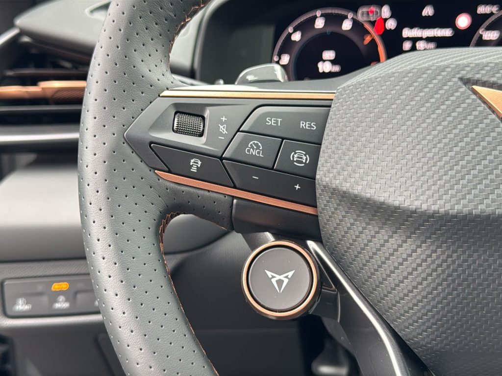 CUPRA Terramar 1.5 e-hybrid impulse 204cv dsg - 18