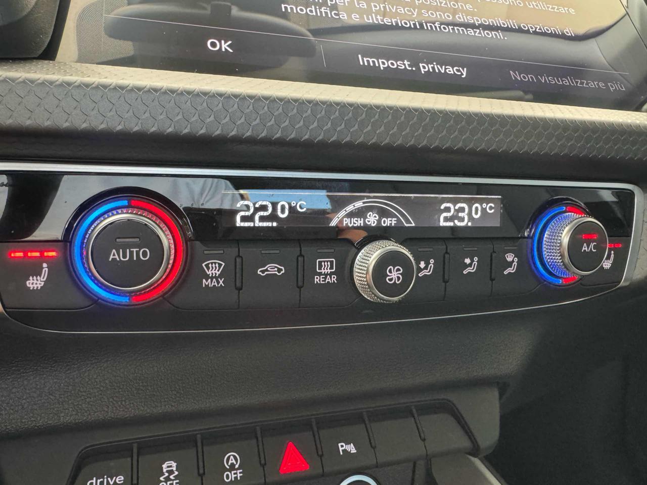 AUDI A1 allstreet 30 TFSI S tronic Interni in pelle - 15