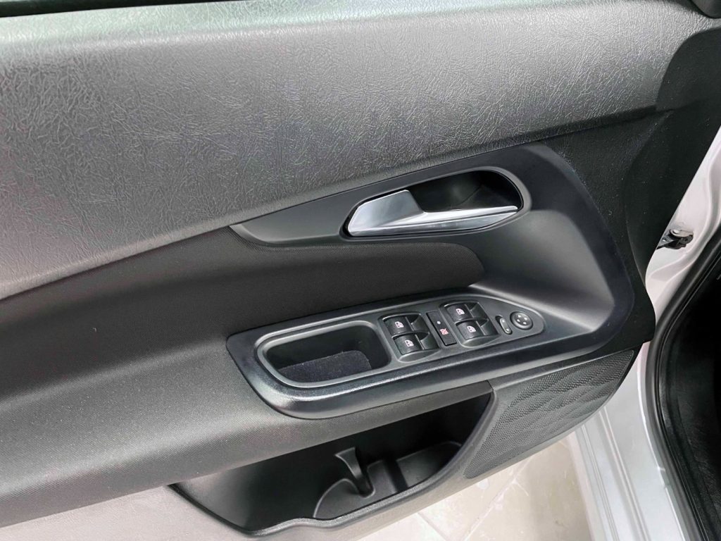 FIAT Tipo 5P 1.3 MJT LOUNGE S - 14