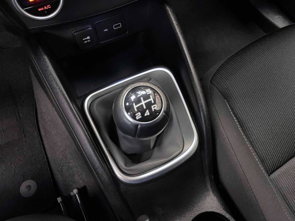 FIAT Tipo 5P 1.3 MJT LOUNGE S - 28