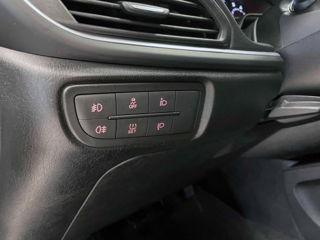 FIAT Tipo 5P 1.3 MJT LOUNGE S - 40