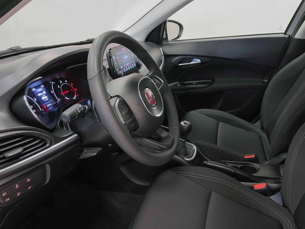 FIAT Tipo 5P 1.3 MJT LOUNGE S - 41