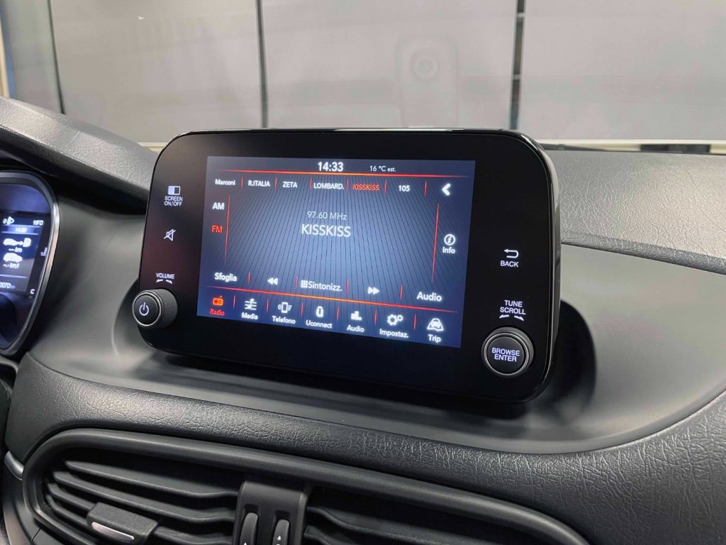 FIAT Tipo 5P 1.3 MJT LOUNGE S - 44