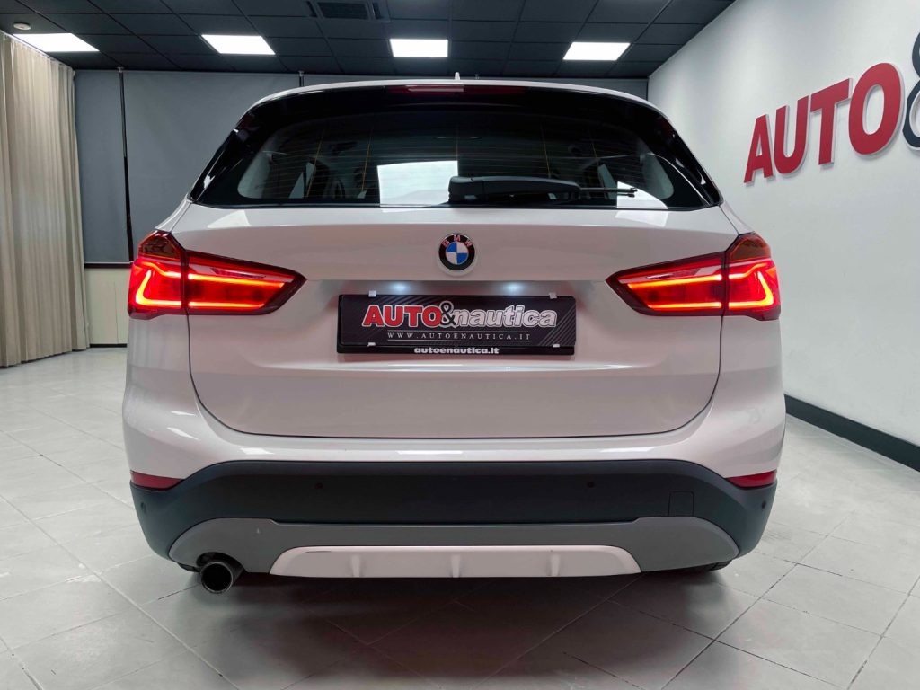 BMW X1 SDRIVE 18I SPORT LINE AUTO - 11