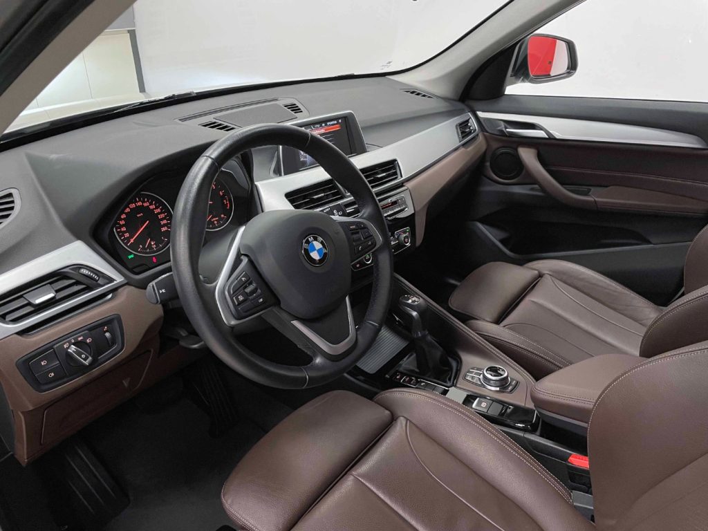 BMW X1 SDRIVE 18I SPORT LINE AUTO - 16