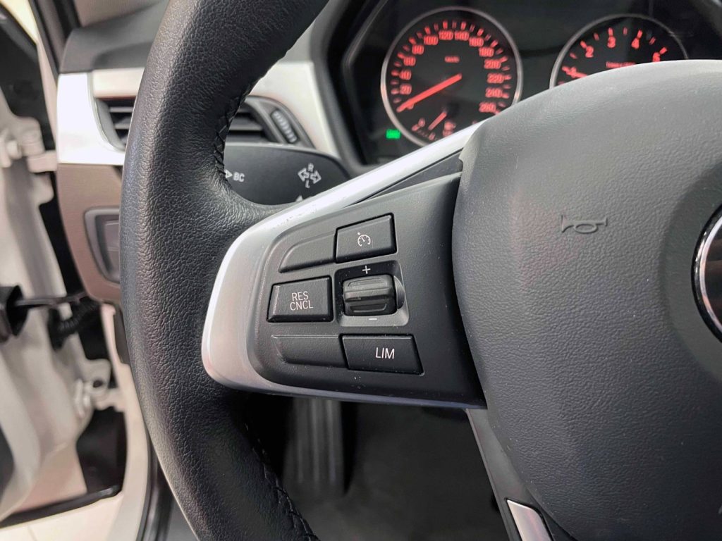 BMW X1 SDRIVE 18I SPORT LINE AUTO - 46