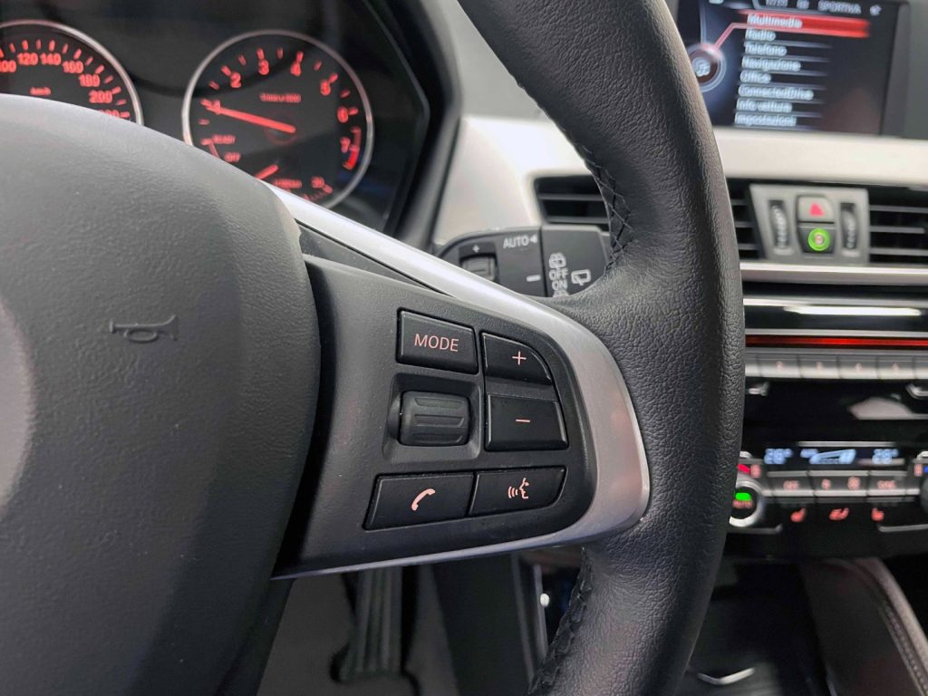 BMW X1 SDRIVE 18I SPORT LINE AUTO - 47