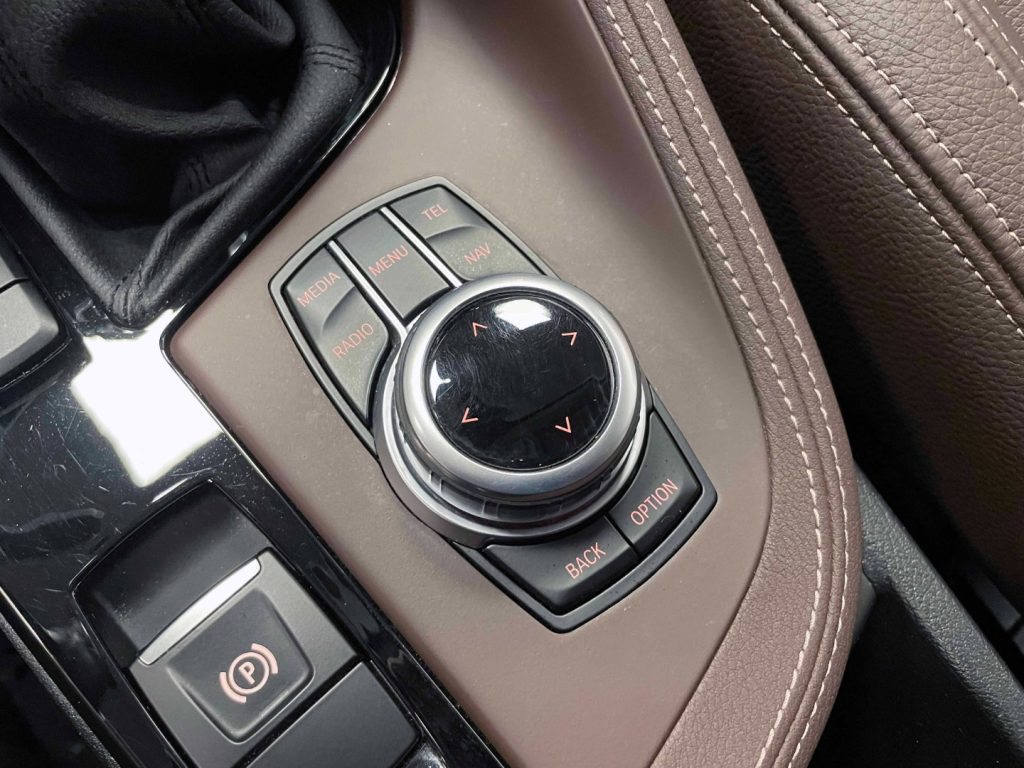 BMW X1 SDRIVE 18I SPORT LINE AUTO - 50