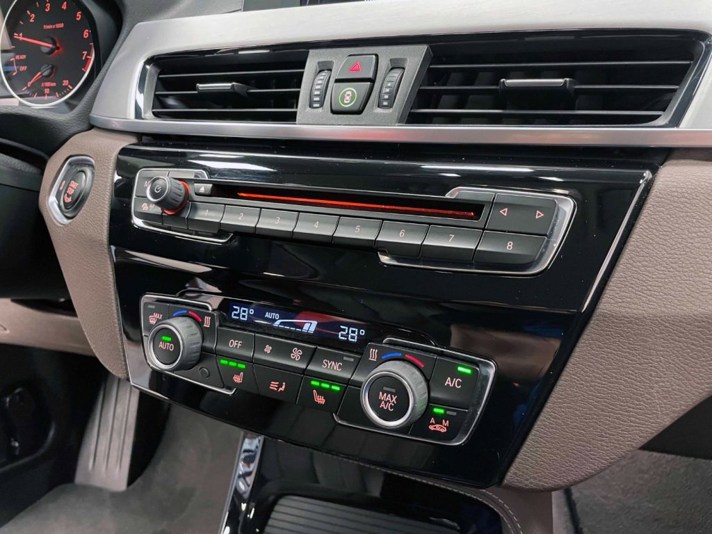 BMW X1 SDRIVE 18I SPORT LINE AUTO - 55