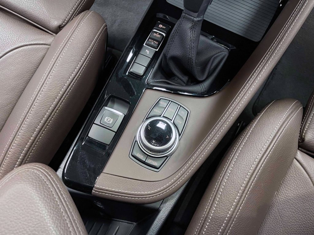 BMW X1 SDRIVE 18I SPORT LINE AUTO - 57