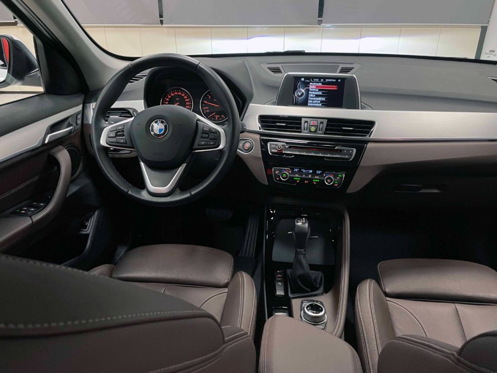 BMW X1 SDRIVE 18I SPORT LINE AUTO - 59